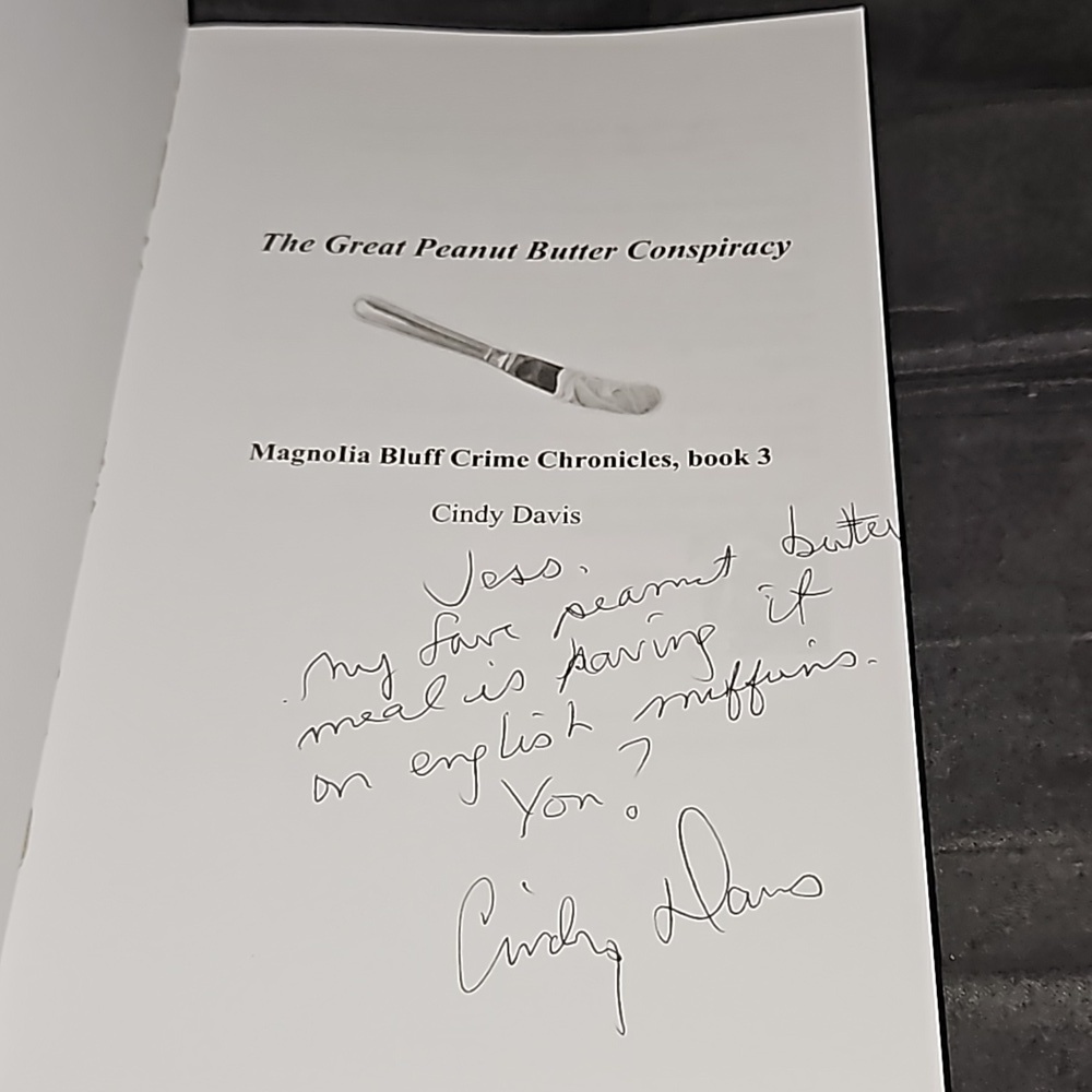 The Great Peanut Butter Conspiracy Magnolia Bluff Crime Chronicles  Cindy Davis - Picture 7 of 7